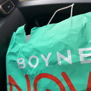 Geç Teslimat Ve Özensiz Hediye Paketi Nedeniyle Yaşanan Mağduriyet