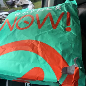 Geç Teslimat Ve Özensiz Hediye Paketi Nedeniyle Yaşanan Mağduriyet