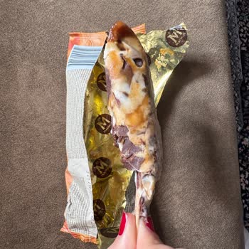 Siparişimde Gelen Dondurma Bozulmuş Ve Dağılmış Halde Teslim Edildi