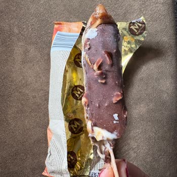 Siparişimde Gelen Dondurma Bozulmuş Ve Dağılmış Halde Teslim Edildi