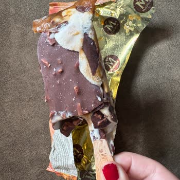 Siparişimde Gelen Dondurma Bozulmuş Ve Dağılmış Halde Teslim Edildi