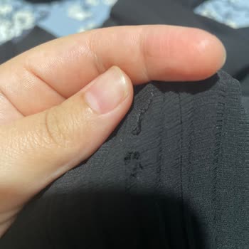 Hem Defolu Hem Faturasız Ürün, Üstüne İlgisizlik!