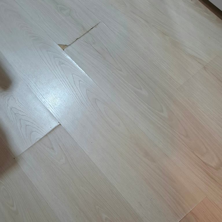 Yan Sanayi Kazan Yüzünden Çamaşır Makinesi Bozuldu, Parkeler Zarar Gördü