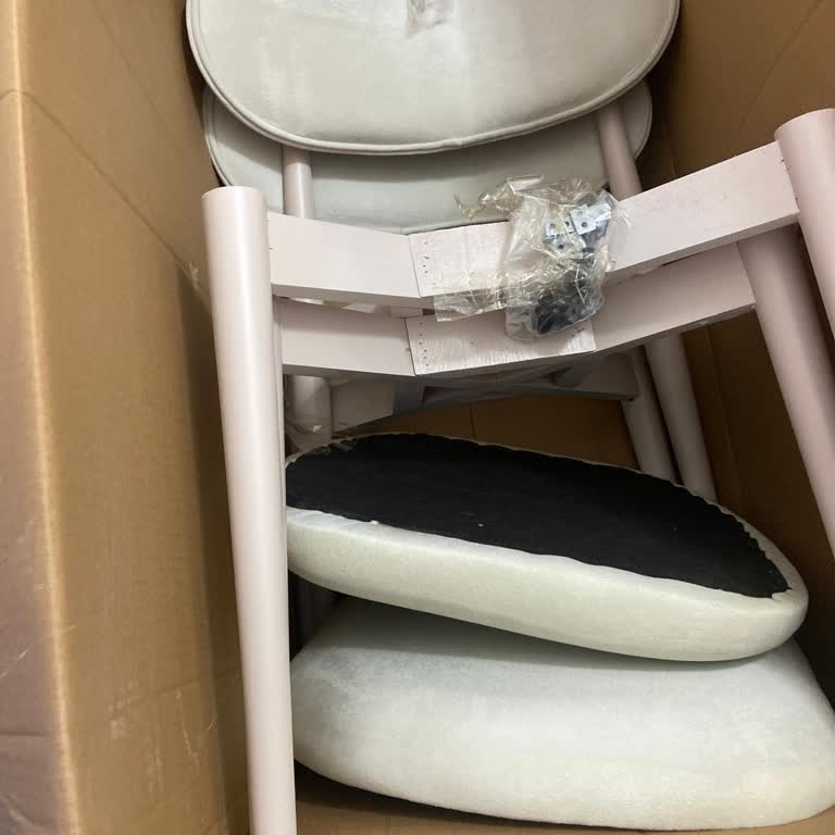 Ella Mobilya Tarafıma Yanlış Ürün Gönderildi!