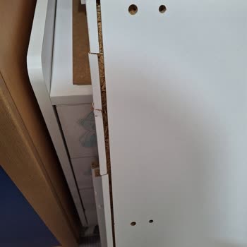 Hasarlı Gelen Gardırop Parçası İçin Geç Teslimat Mağduriyeti