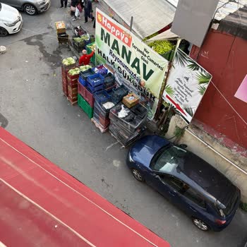 Happy Center Şubesinin Mahallede Sürekli Engel Yaratan Kasaları Ve Çöpleri Hakkında Çözüm Talebi