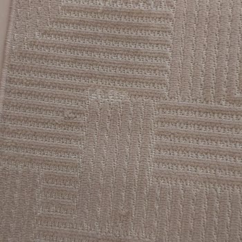 Sorunlu Halı Teslimatı Ve Yetersiz Çözüm Süreci