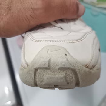 Satın Aldığım Nike Ayakkabının Yan Kısımlarında Açılma Ve Ret Cevabı