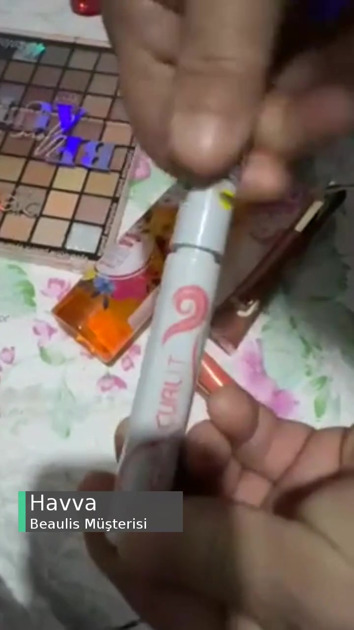 Beaulis Kusurlu Ürün Çıktı videonun kapak resmi