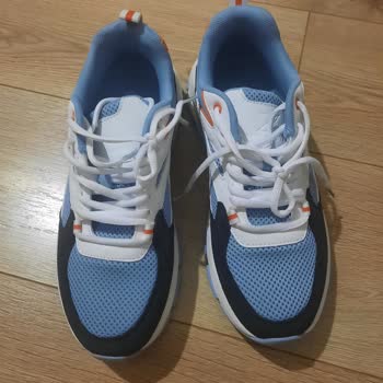 FLO Mağazasından Alınan Ayakkabıda Topuk Çökmesi Ve Yetersiz Çözüm