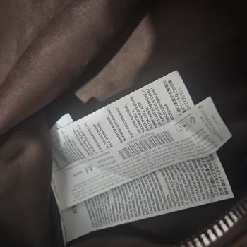 Stradivarius'tan Aldığım Çanta Eşyalarımı Boyadı, İade Talep Ediyorum