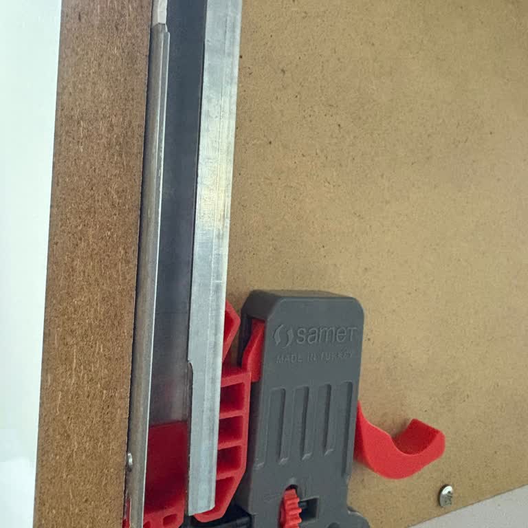 Samet A. Ş Çekmece Rayı İçin Yedek Parça Bulamıyorum