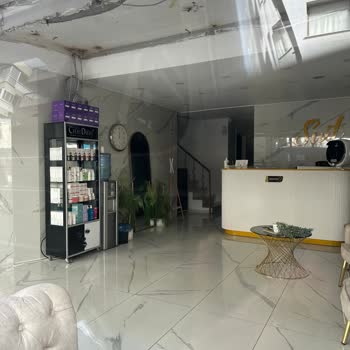 Güzellik Merkezi Hizmeti Ve İletişim Sorunları Yaşanıyor