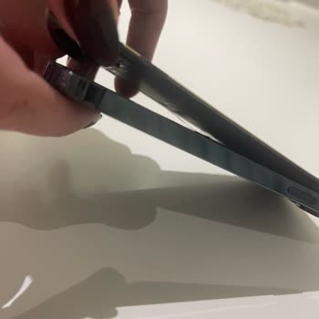 Apple Store’da Onarım Sonrası Cihazım Hasarlı Ve İlgisiz Yaklaşımla Mağdur Edildim