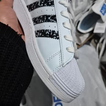 Yanlış Renk Ayakkabı Ve İade Kodu Verilmemesi Mağduriyeti