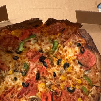 Yanmış Ve Soğuk Pizza, İade Talebim Reddedildi Mağduriyet Yaşadım