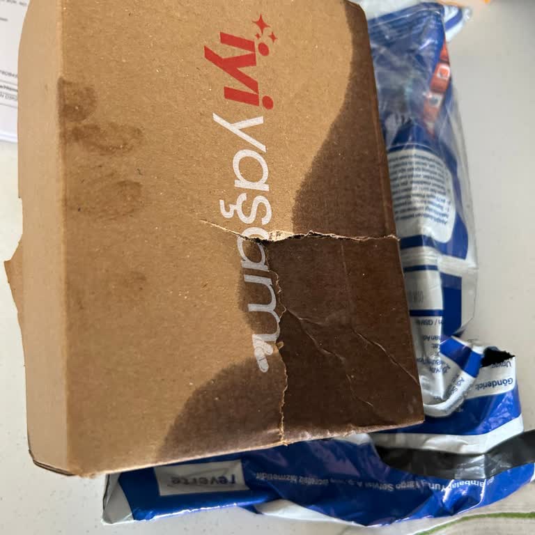 Boş Şişe İle Gelen D Vitamini Siparişim İçin Çözüm Bekliyorum