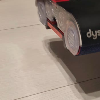 Dyson Wash G1 Leaking Water Issue Not Fixed Despite Service Repair