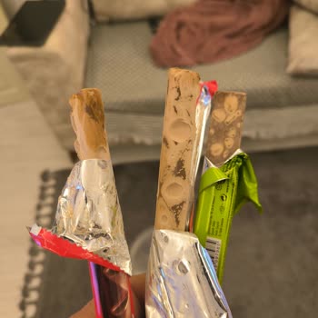 Aldığım Çikolatalar Bozuk Çıktı, Para İadesi Ve Açıklama Talep Ediyorum