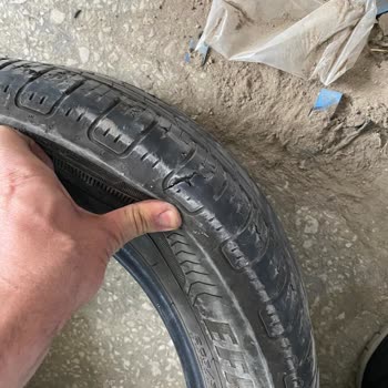 Bakımı Yapılmamış Araç Ve İlgisiz Firma Nedeniyle Yolda Çocukla Mahsur Kaldım