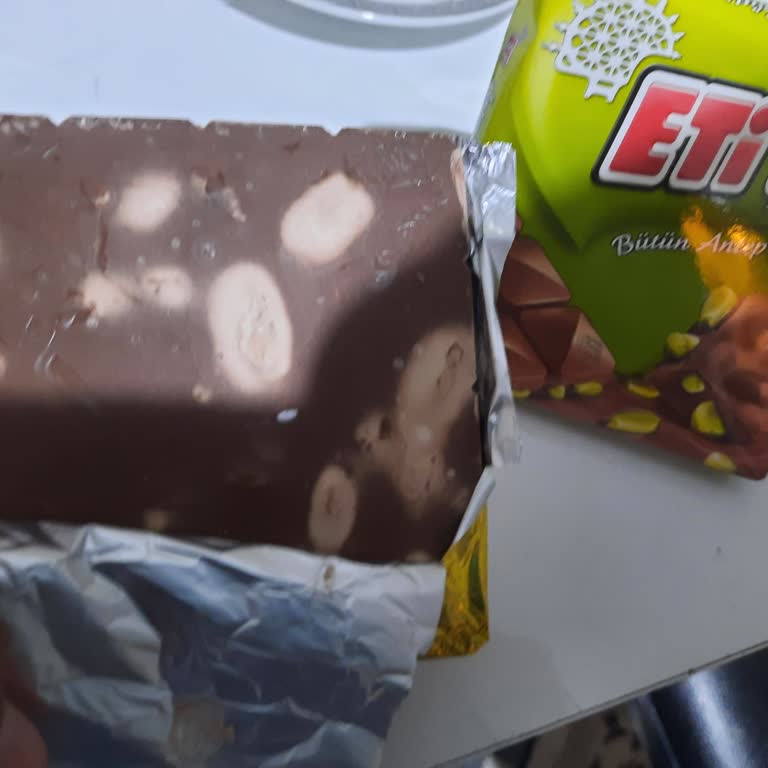 Aldığım Çikolatada Beyazlık Sorunu Ve Tekrarlayan Kalite Problemi