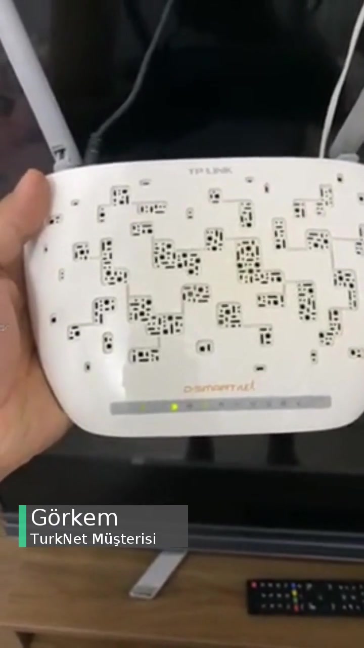 TurkNet Hiç Memnun Değilim! videonun kapak resmi