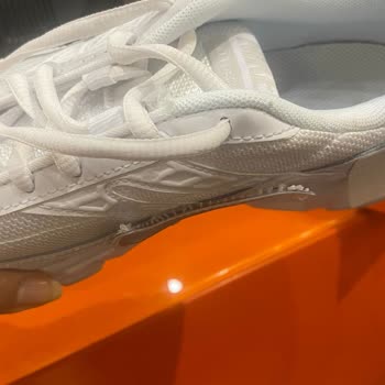 Nike 3 Günlük Nike Ayakkabıda Sökülme ve Garanti Sorunu