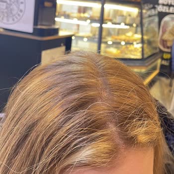 Saloon Yuss Saçımı Farklı Renk Yaptı Hatasını Kabul Etmedi