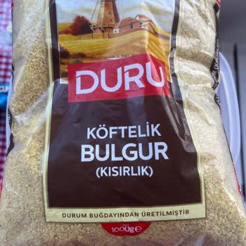 Kapalı Bulgur Paketinden Canlı Kelebek Çıkması Şaşkınlığı