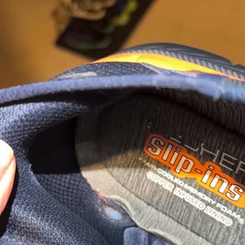 Skechers Max Cushioning Premier Ascendant 2 Quality Complaint