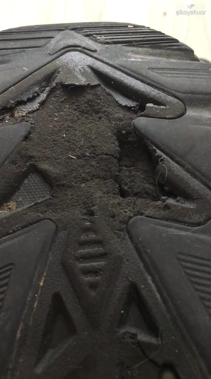Skechers Air Ventura Cataclysm Soles Cracked After 4 Months video cover