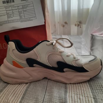 Skechers BOBS Shoes Defective After 2 Wears