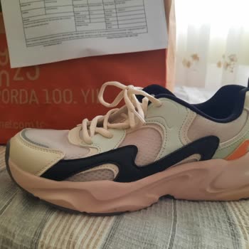 Skechers BOBS Shoes Defective After 2 Wears