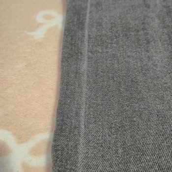 İlk Yıkamada Pantolonda Beyaz Çizgiler Oluştu, Değişim Talep Ediyorum