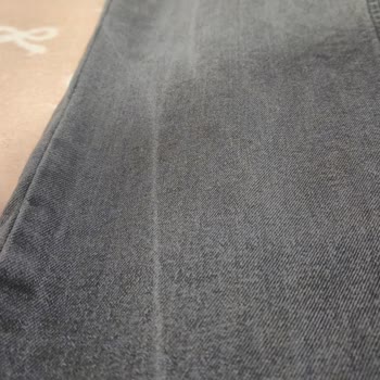 İlk Yıkamada Pantolonda Beyaz Çizgiler Oluştu, Değişim Talep Ediyorum