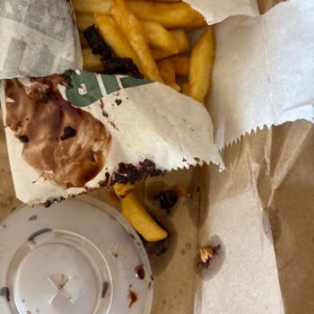 Siparişim Döküldü Ve Zarar Gördü Tam İade Yapılmadı