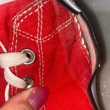 Kısa Sürede Hasar Gören Ayakkabı Ve İade Sürecinde Bilgilendirme Eksikliği