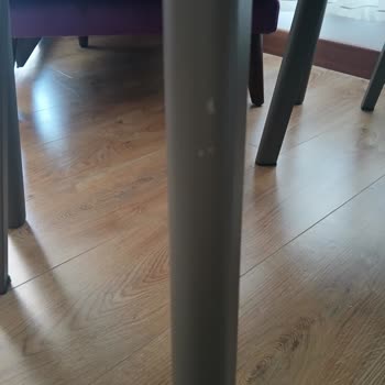 Defolu Yemek Masası Takımı Teslimatı Ve 2 Aydır Çözülmeyen Değişim Talebi