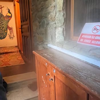 Yanıltıcı Fotoğraflar Ve Kötü Konaklama Deneyimi: ETS Tur İle Hayal Kırıklığı