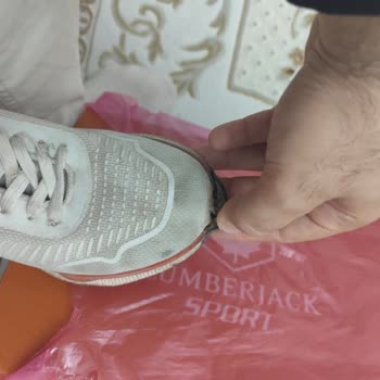 Garanti Kapsamında Ayakkabı Yırtılması Ve Talebin Reddi