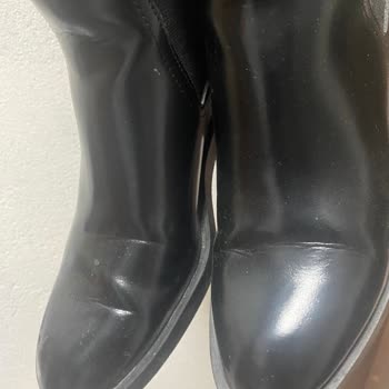 Zara Botum 2 Kez Giyince Kırıldı Ve Tabanı Aşırı Sert Çıktı