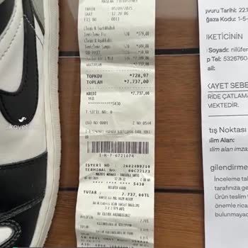 Sneaks Up Ayakkabının Üstünde Soyulma Ve Çatlamalar Mevcut İki Çiftinde De!
