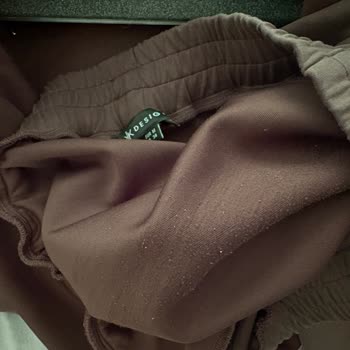 Aldığım Sweatshirt Ve Pantolonda Tüylenme Ve Dokuma Hatası Sorunu