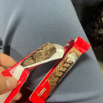 Aldığım Ülker Çikolatalarda Küf Ve Kötü Koku Sorunu, Değişim Ürünlerinde De Aynı Problemler