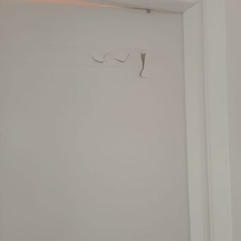 Kapıların Arızaları Ve Firmanın İlgisizliği Mağduriyet Yaratıyor