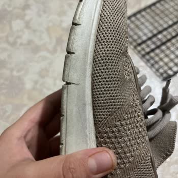 Ayakkabıda Açılma Ve Koku Sorunu Göz Ardı Edildi