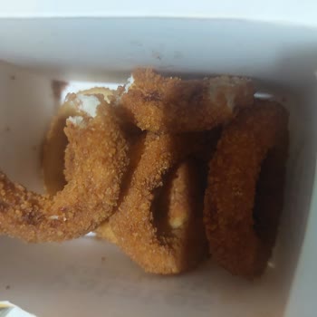 Yanmış Tavuk Ve İlgisiz Müşteri Hizmetleriyle Hayal Kırıklığı Yaşadım