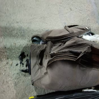 Servis Sürücüsünün İhmali Sonucu Valizim Zarar Gördü Ve Eşyalarım Kayboldu