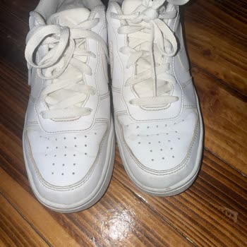 FLOdan Alınan Nike Ayakkabının Topuğu Çöktü Mağaza Çözüm Sunmuyor