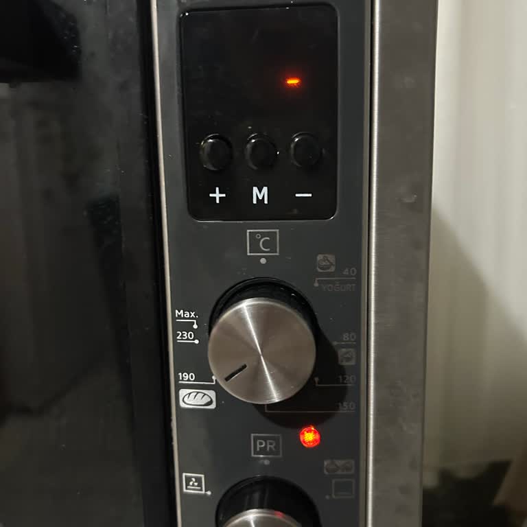 Simfer Turbo Fırının LCD Ekran Arızası Ve Servis İlgisizliği